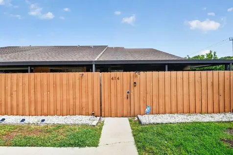 414 Springdale Circle Palm Springs FL 33461