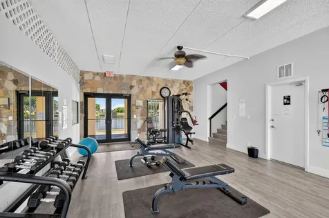 414 Springdale Circle Palm Springs FL 33461