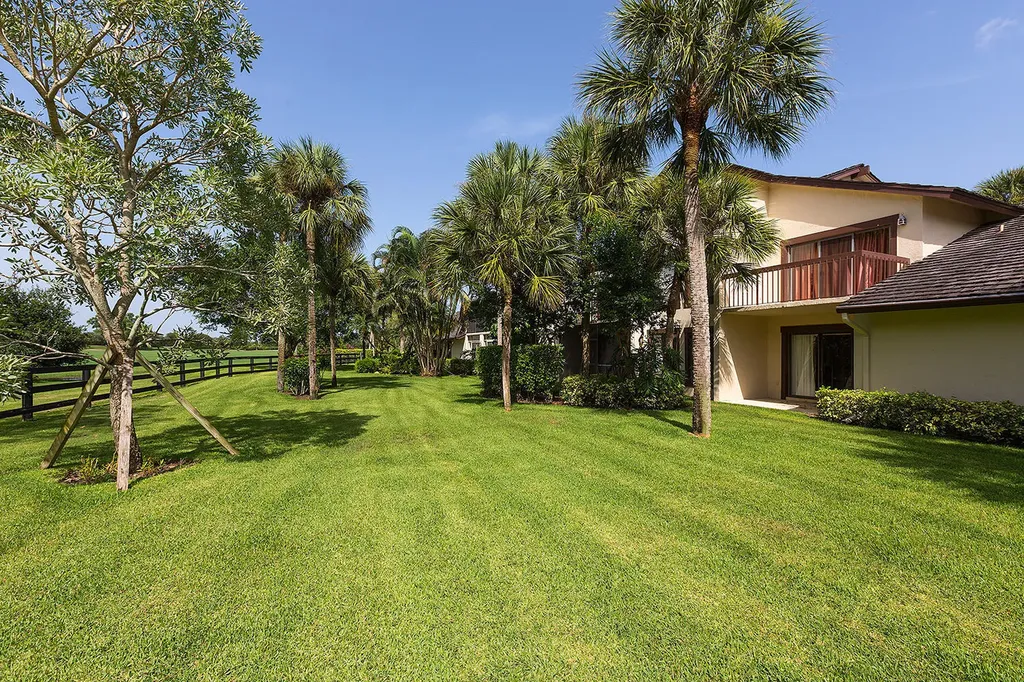 11397 Pond View Drive Wellington FL 33414
