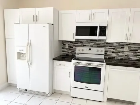 3145 N 37th Avenue Hollywood FL 33021