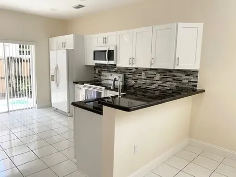 3145 N 37th Avenue Hollywood FL 33021