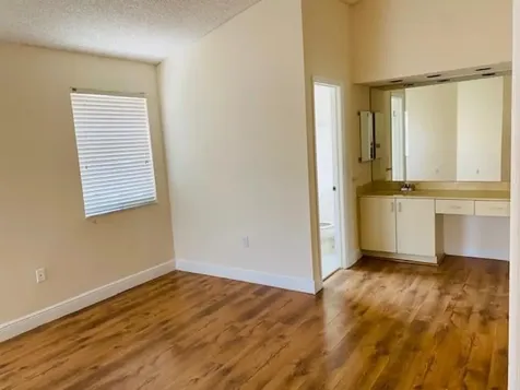 3145 N 37th Avenue Hollywood FL 33021