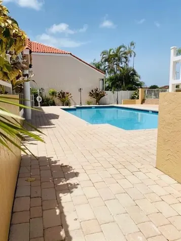 3145 N 37th Avenue Hollywood FL 33021