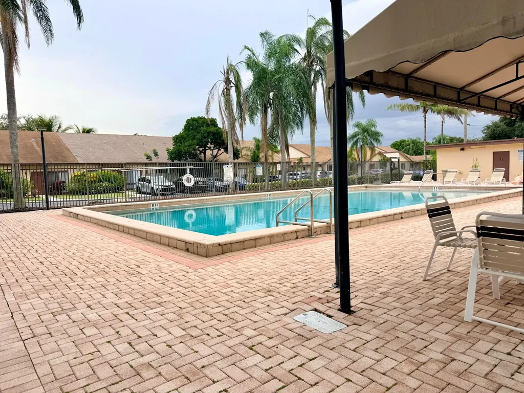 11137 NW 38th Place Sunrise FL 33351