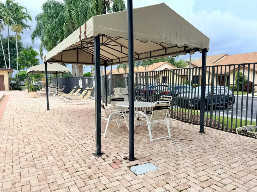 11137 NW 38th Place Sunrise FL 33351