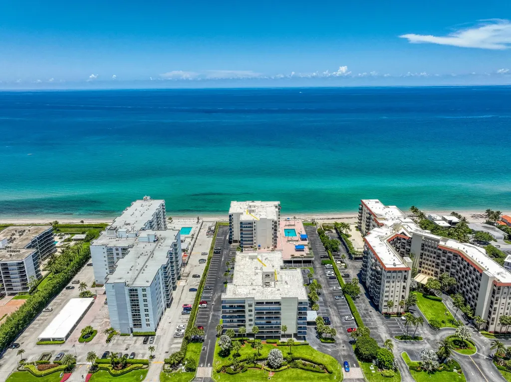 3460 S Ocean Boulevard Palm Beach FL 33480