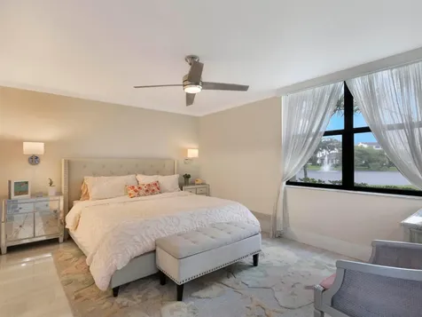 955 Egret Circle Delray Beach FL 33444