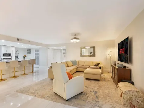 955 Egret Circle Delray Beach FL 33444