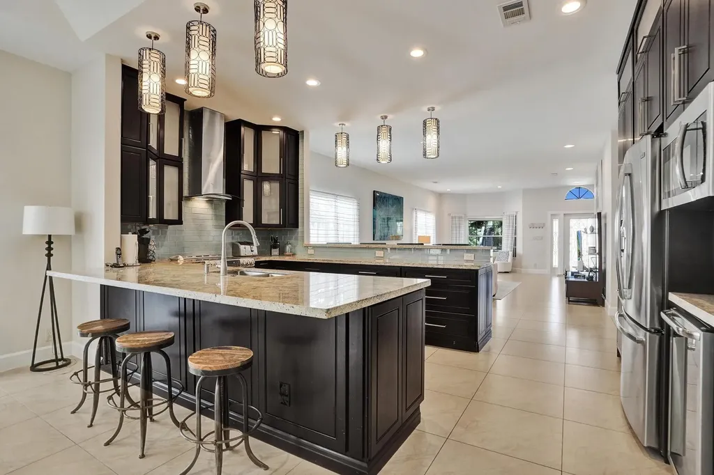 3043 Center Avenue Fort Lauderdale FL 33308