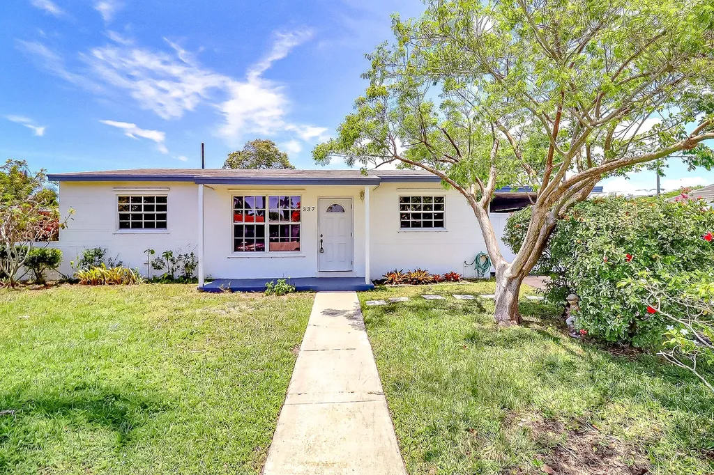 337 Mid Pines Road Palm Springs FL 33461