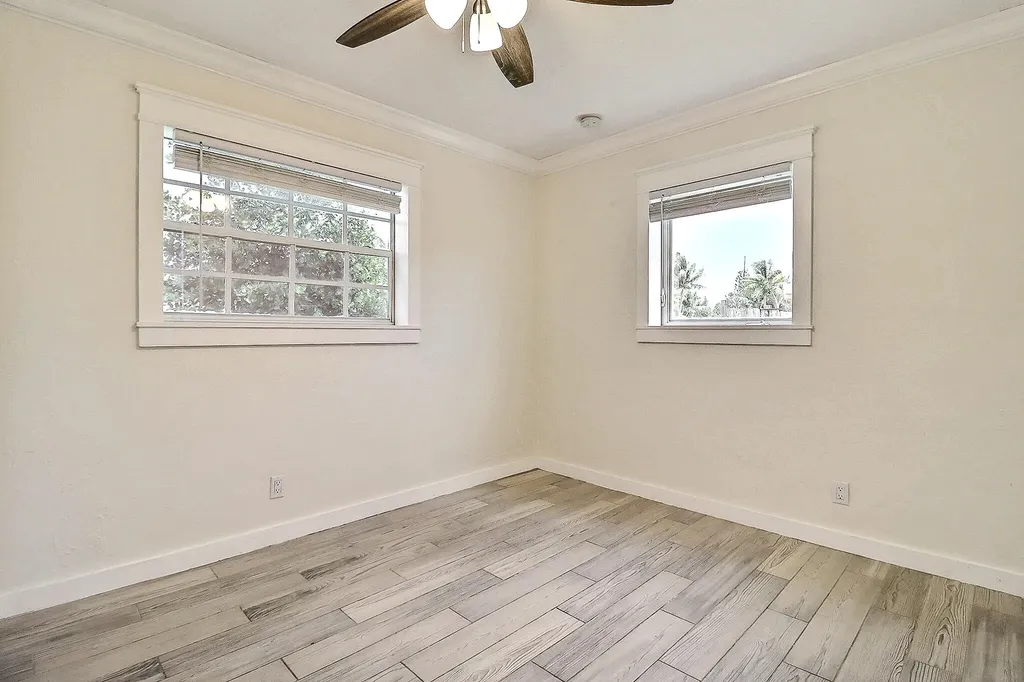 337 Mid Pines Road Palm Springs FL 33461