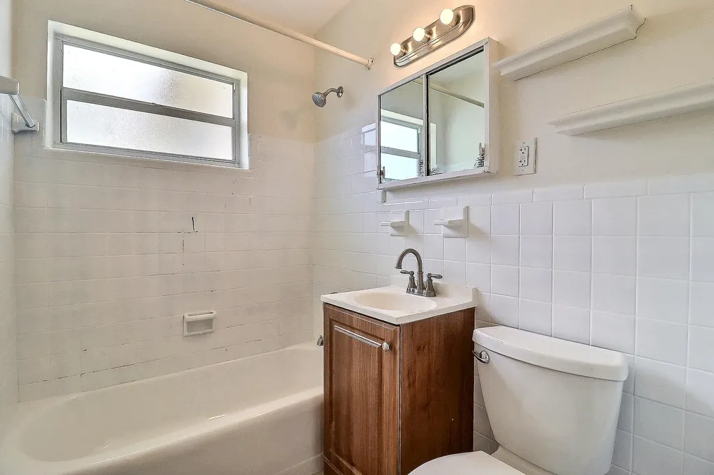 337 Mid Pines Road Palm Springs FL 33461