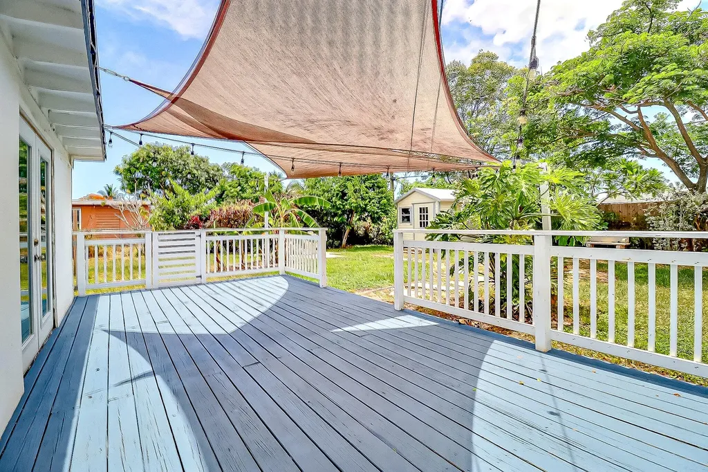 337 Mid Pines Road Palm Springs FL 33461