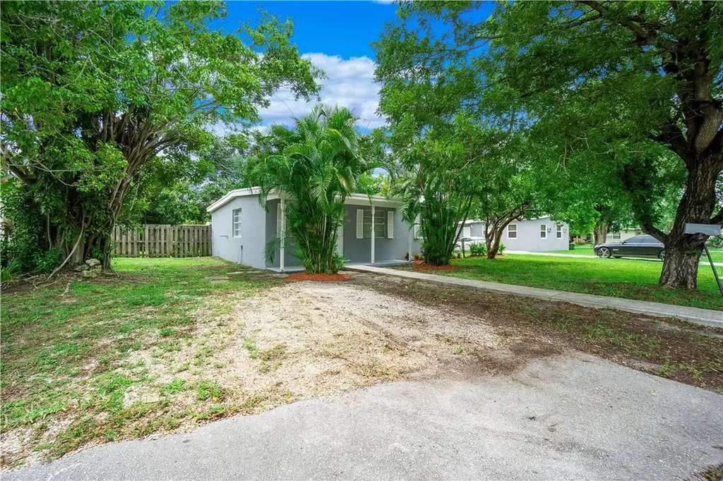 1929 NE 48th Court Pompano Beach FL 33064
