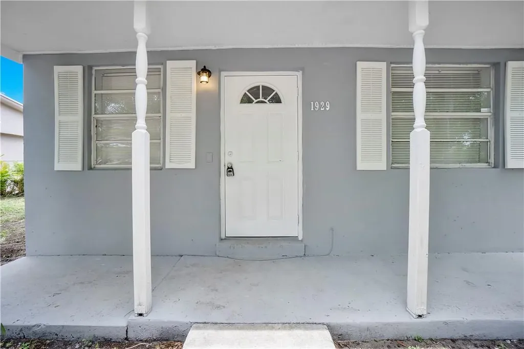 1929 NE 48th Court Pompano Beach FL 33064
