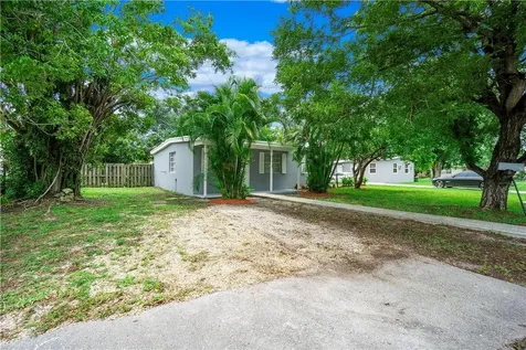 1929 NE 48th Court Pompano Beach FL 33064