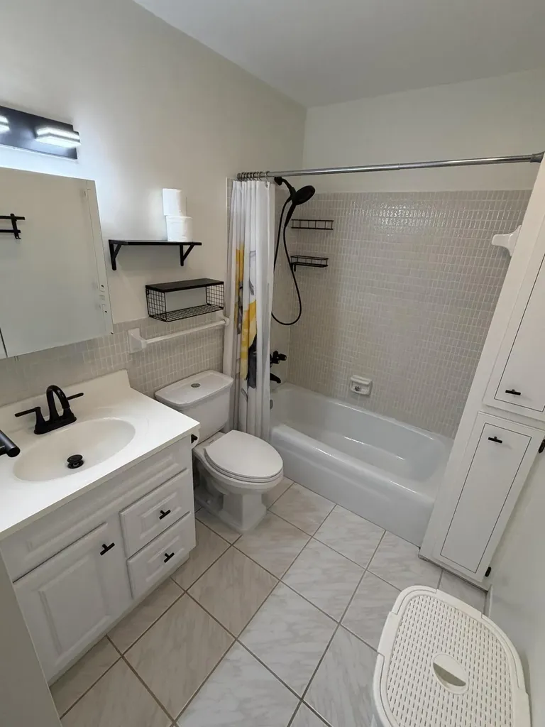 2210 NE 67th Street Fort Lauderdale FL 33308