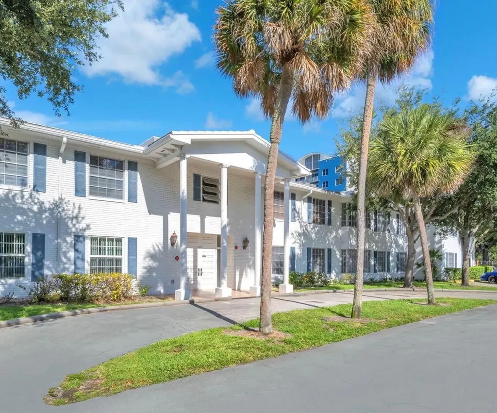 2210 NE 67th Street Fort Lauderdale FL 33308
