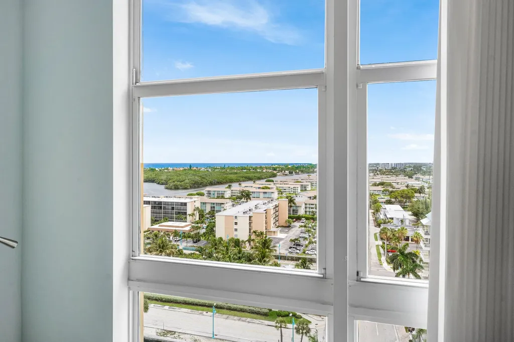 625 Casa Loma Boulevard Boynton Beach FL 33435