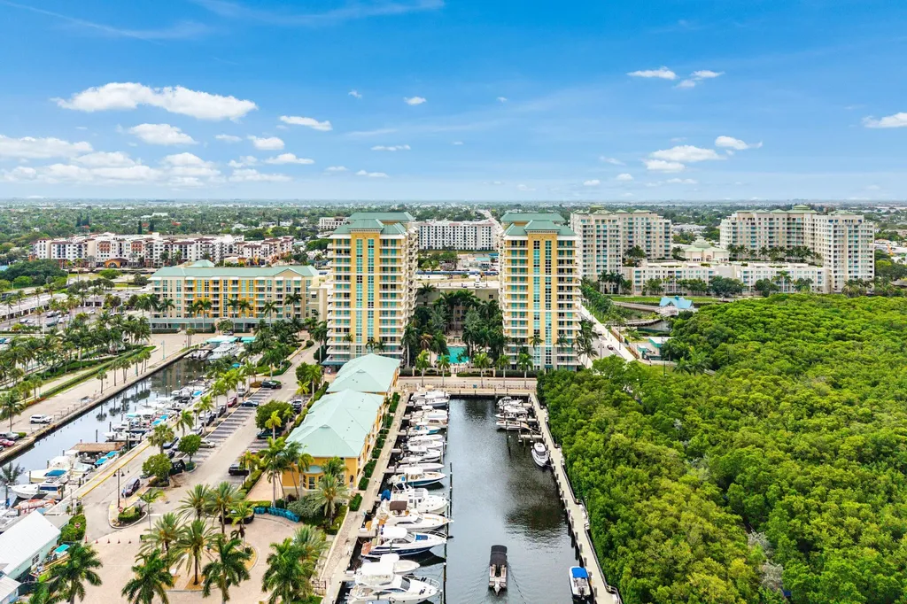 625 Casa Loma Boulevard Boynton Beach FL 33435