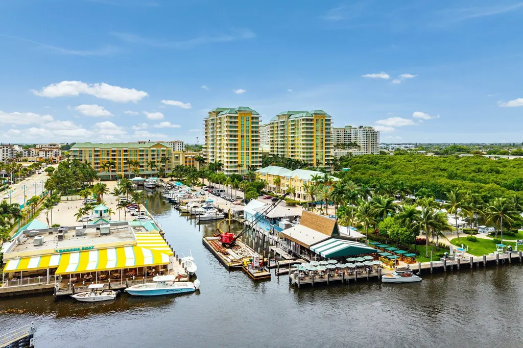 625 Casa Loma Boulevard Boynton Beach FL 33435
