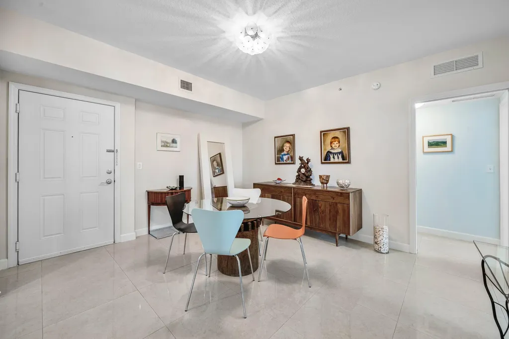 625 Casa Loma Boulevard Boynton Beach FL 33435