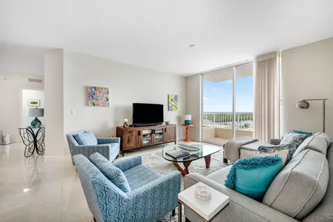 625 Casa Loma Boulevard Boynton Beach FL 33435