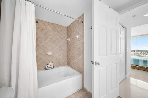 625 Casa Loma Boulevard Boynton Beach FL 33435