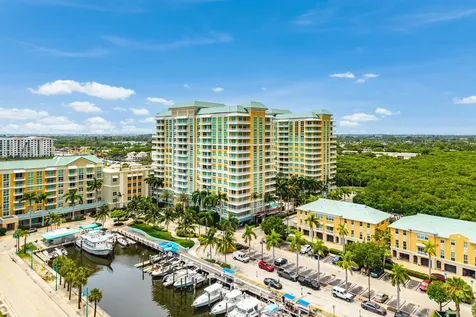 625 Casa Loma Boulevard Boynton Beach FL 33435