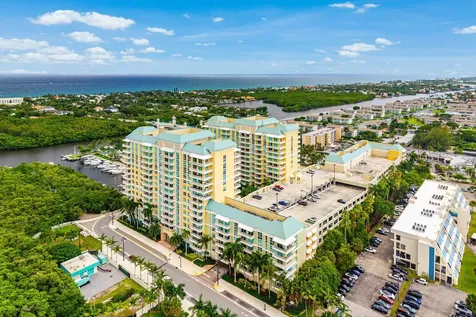 625 Casa Loma Boulevard Boynton Beach FL 33435