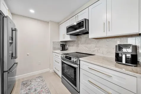 625 Casa Loma Boulevard Boynton Beach FL 33435