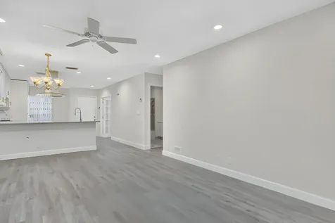 20846 Vinesta Circle Boca Raton FL 33433