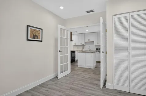 20846 Vinesta Circle Boca Raton FL 33433