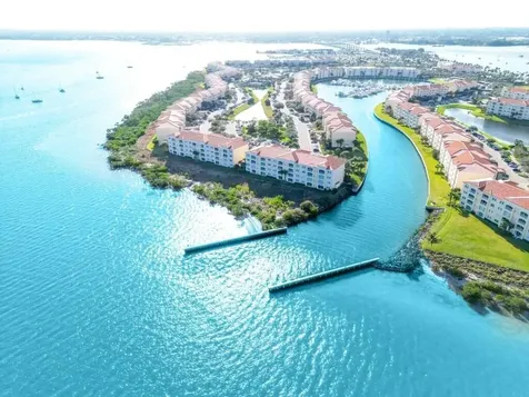 35 Harbour Isle Drive W Fort Pierce FL 34949
