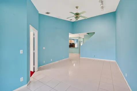 6374 Park Lake Circle Boynton Beach FL 33437