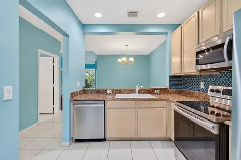 6374 Park Lake Circle Boynton Beach FL 33437