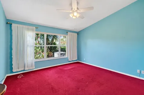 6374 Park Lake Circle Boynton Beach FL 33437