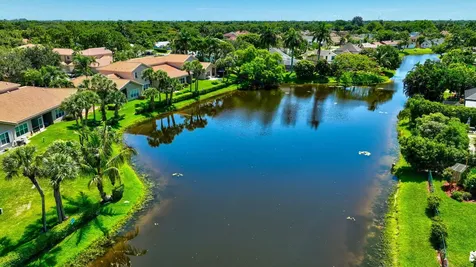 6374 Park Lake Circle Boynton Beach FL 33437