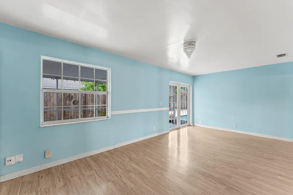 3861 NW 1st Drive Deerfield Beach FL 33442