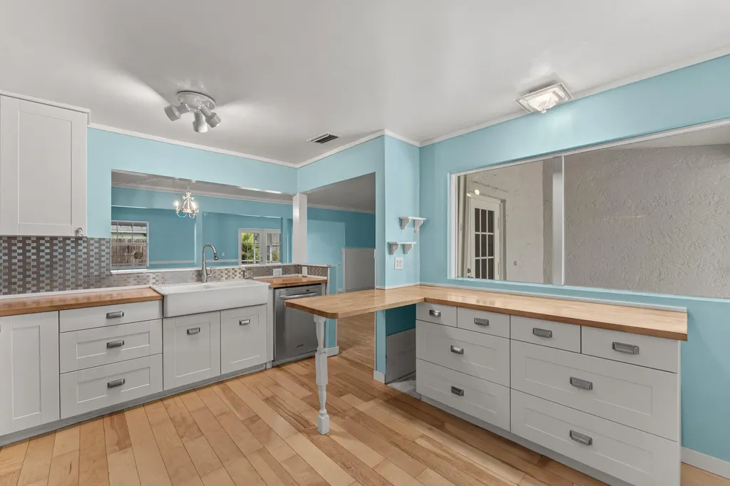 3861 NW 1st Drive Deerfield Beach FL 33442