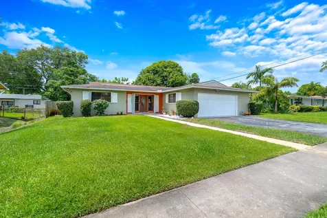 4460 NW 3rd Place Plantation FL 33317