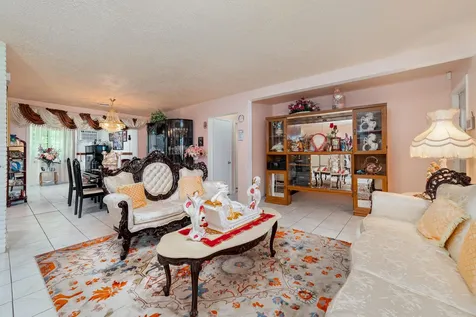 4460 NW 3rd Place Plantation FL 33317