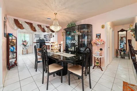 4460 NW 3rd Place Plantation FL 33317