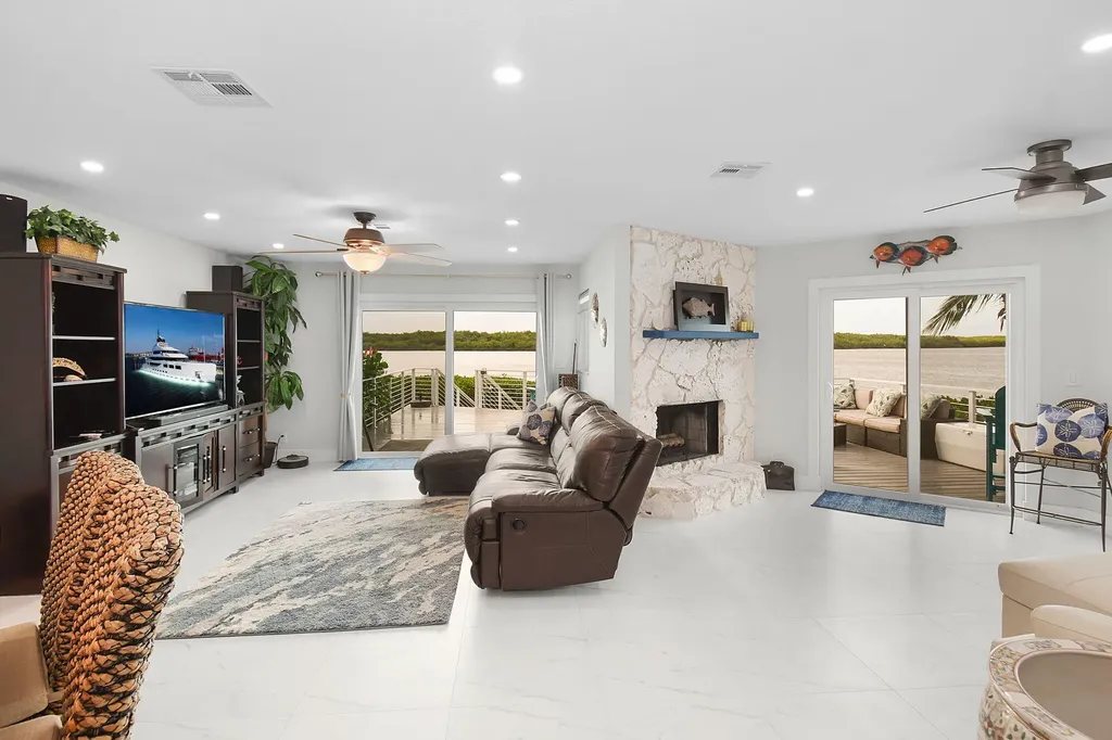 2408 Harbour Cove Drive Fort Pierce FL 34949