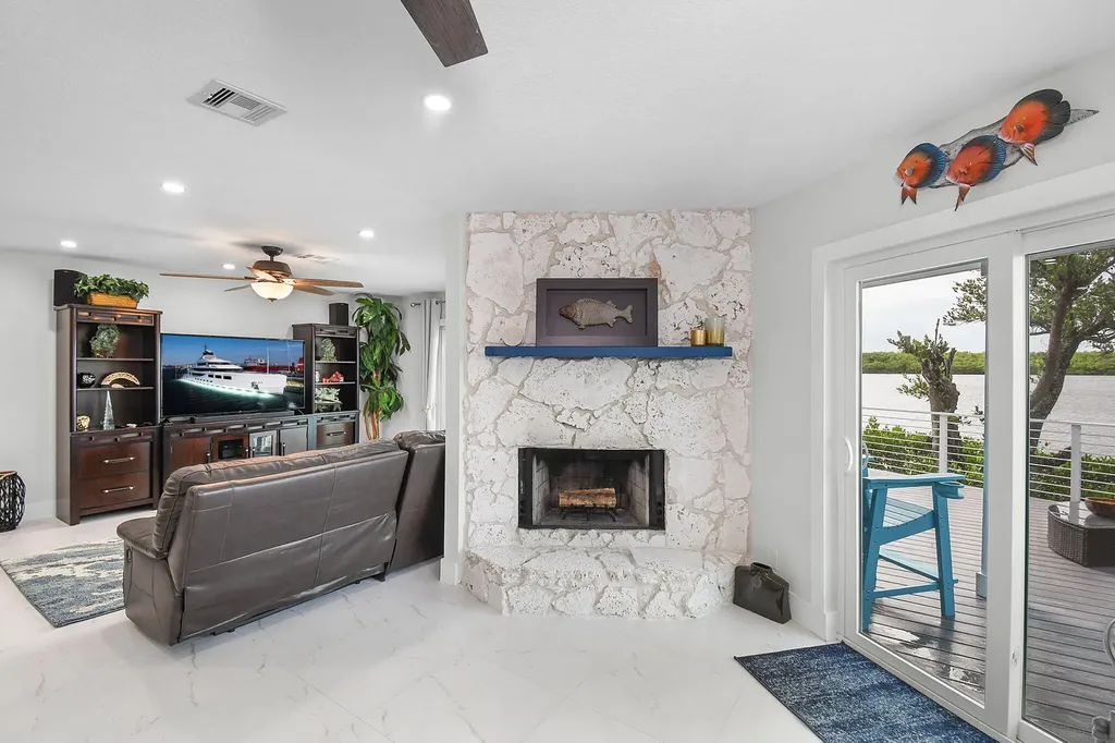 2408 Harbour Cove Drive Fort Pierce FL 34949
