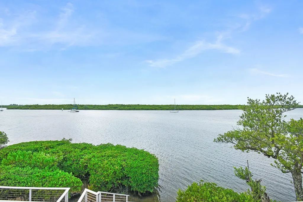 2408 Harbour Cove Drive Fort Pierce FL 34949