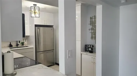 2500 Parkview Drive Hallandale Beach FL 33009