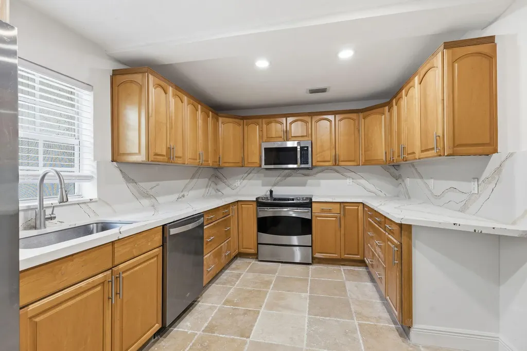 4793 Badger Avenue West Palm Beach FL 33417