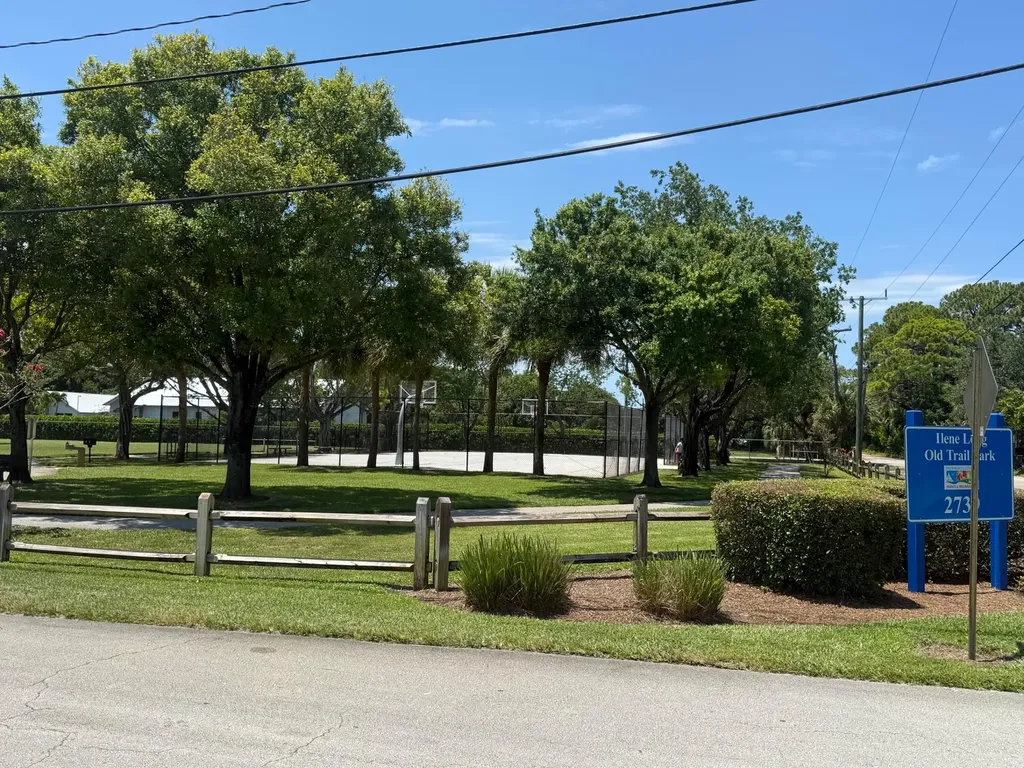4793 Badger Avenue West Palm Beach FL 33417
