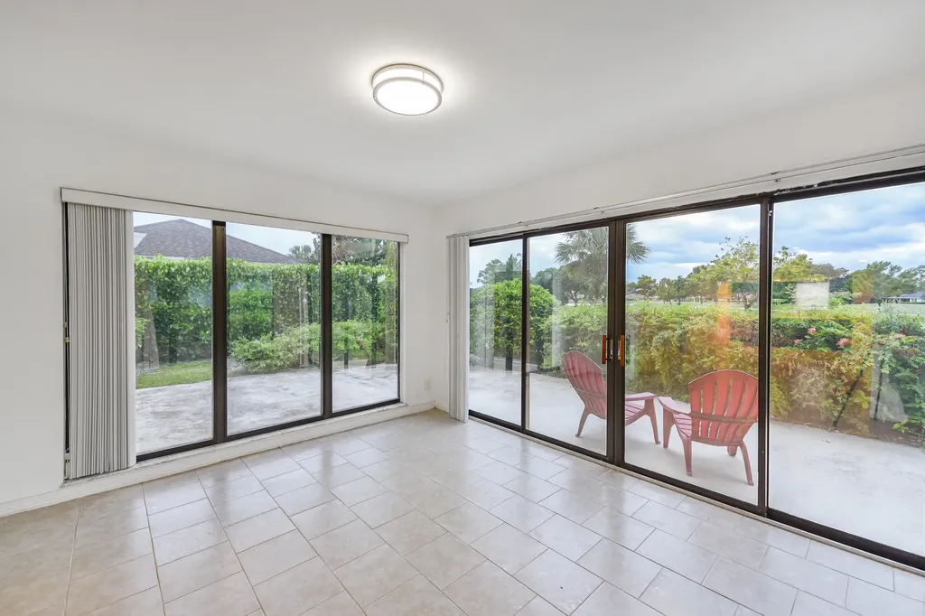 13867 Eastpointe Way Palm Beach Gardens FL 33418